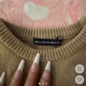 Brandy Melville sweater 🌷💖
